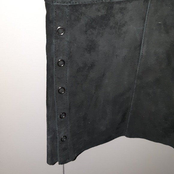 Suede capri - Picture 2 of 2